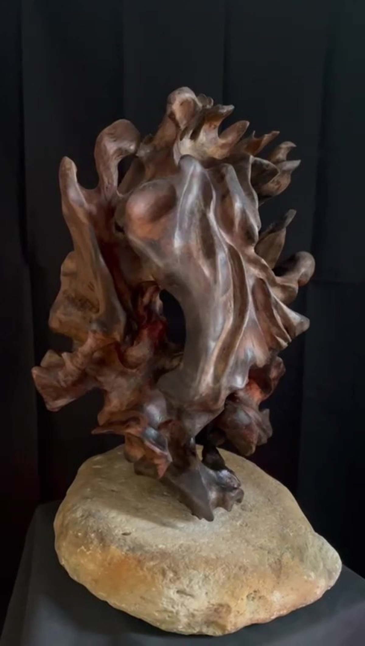 Viento — escultura en madera